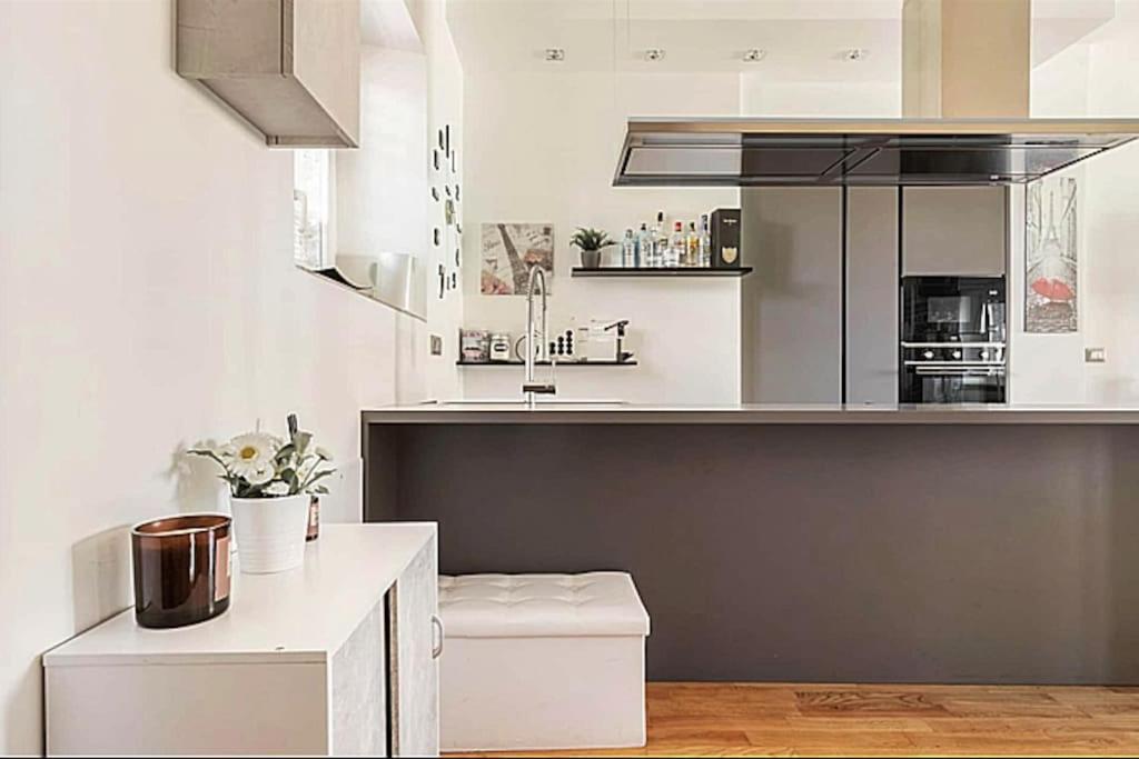 City Life Milan Apartment - Wi-Fi & Smart Tv Esterno foto